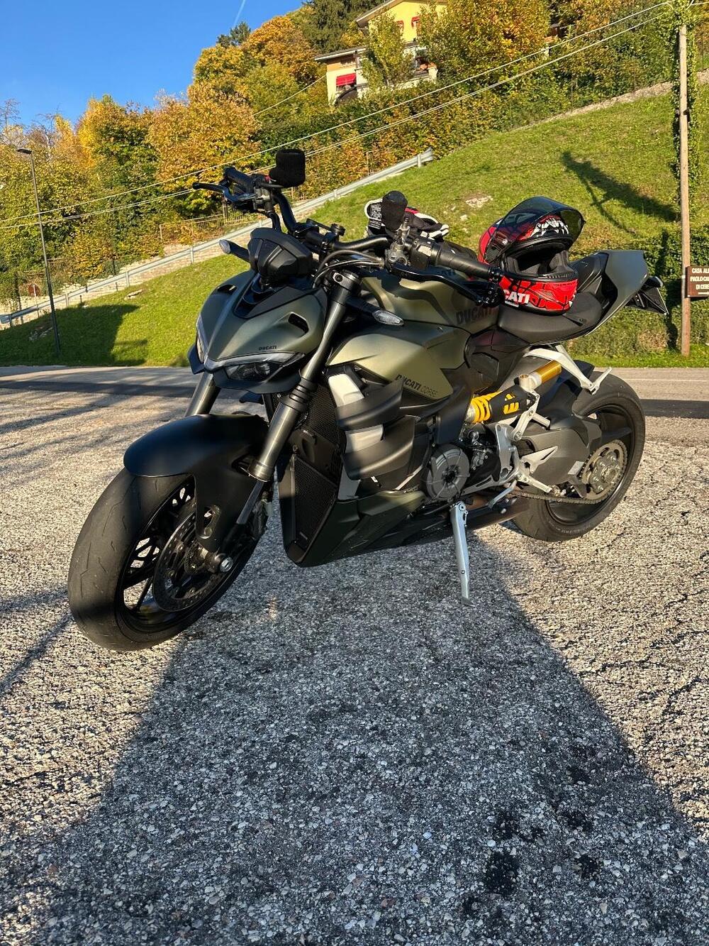 Ducati Streetfighter V2 955 Green (2022 - 23) (2)