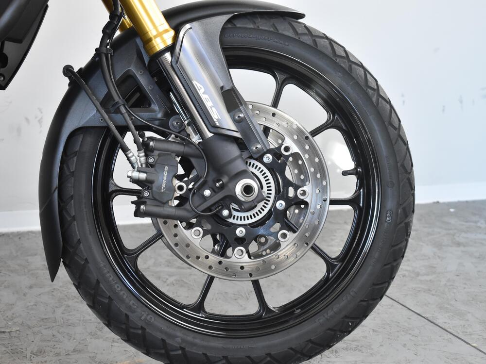 Suzuki V-Strom 1000 ABS (2014 - 17) (13)