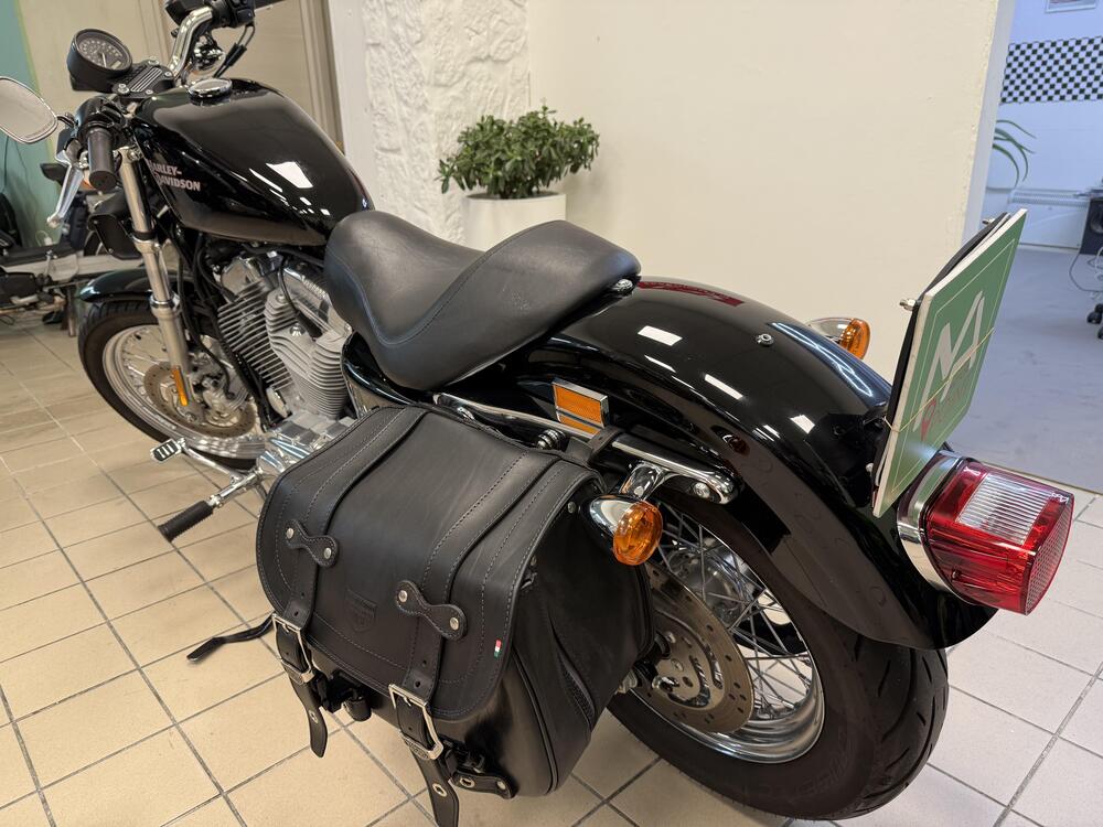 Harley-Davidson 883 Custom (2008 - 12) - XL 883C (4)