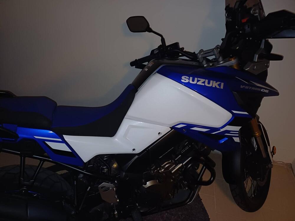 Suzuki V-Strom 1050DE (2023 - 24) (4)