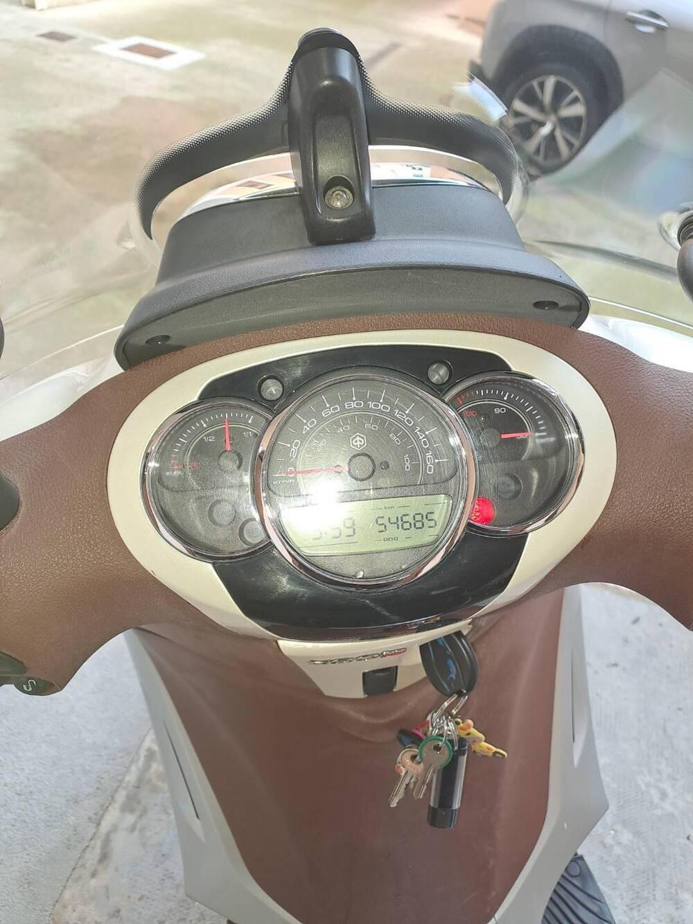 Piaggio Beverly 300 i.e. (2010 - 16) (2)