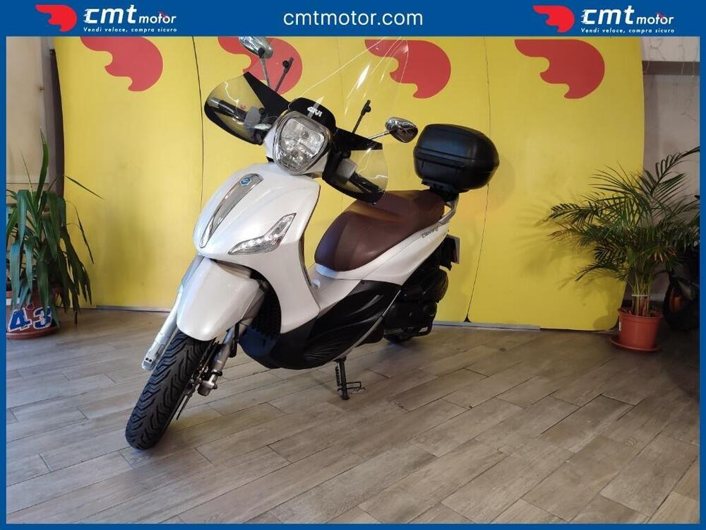 Piaggio Beverly 300 i.e. ABS-ASR (2016 - 20) (2)