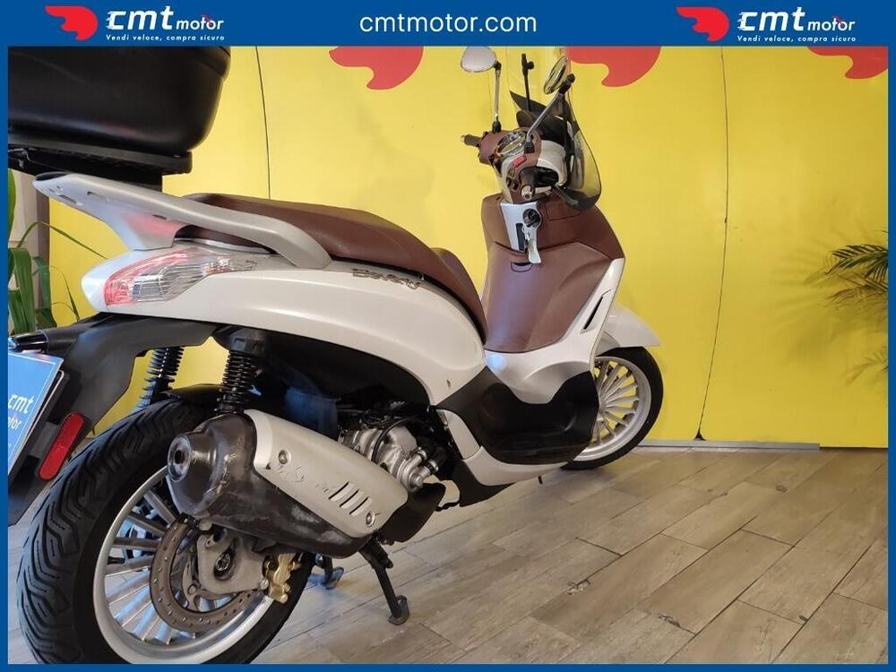 Piaggio Beverly 300 i.e. ABS-ASR (2016 - 20) (8)