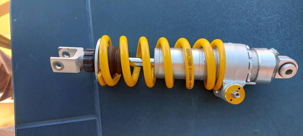 Monoammortizzatore Öhlins (2)