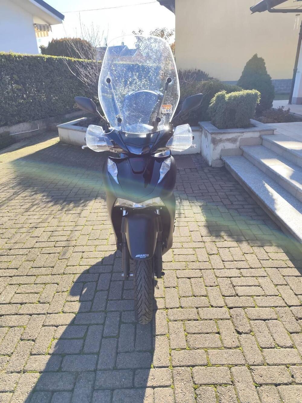 Honda SH 150i Sport (2024 - 25) (2)