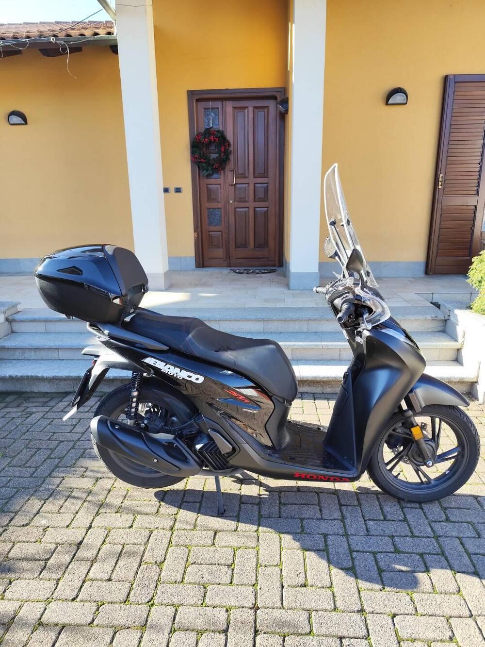 Honda SH 150i Sport (2024 - 25) (3)