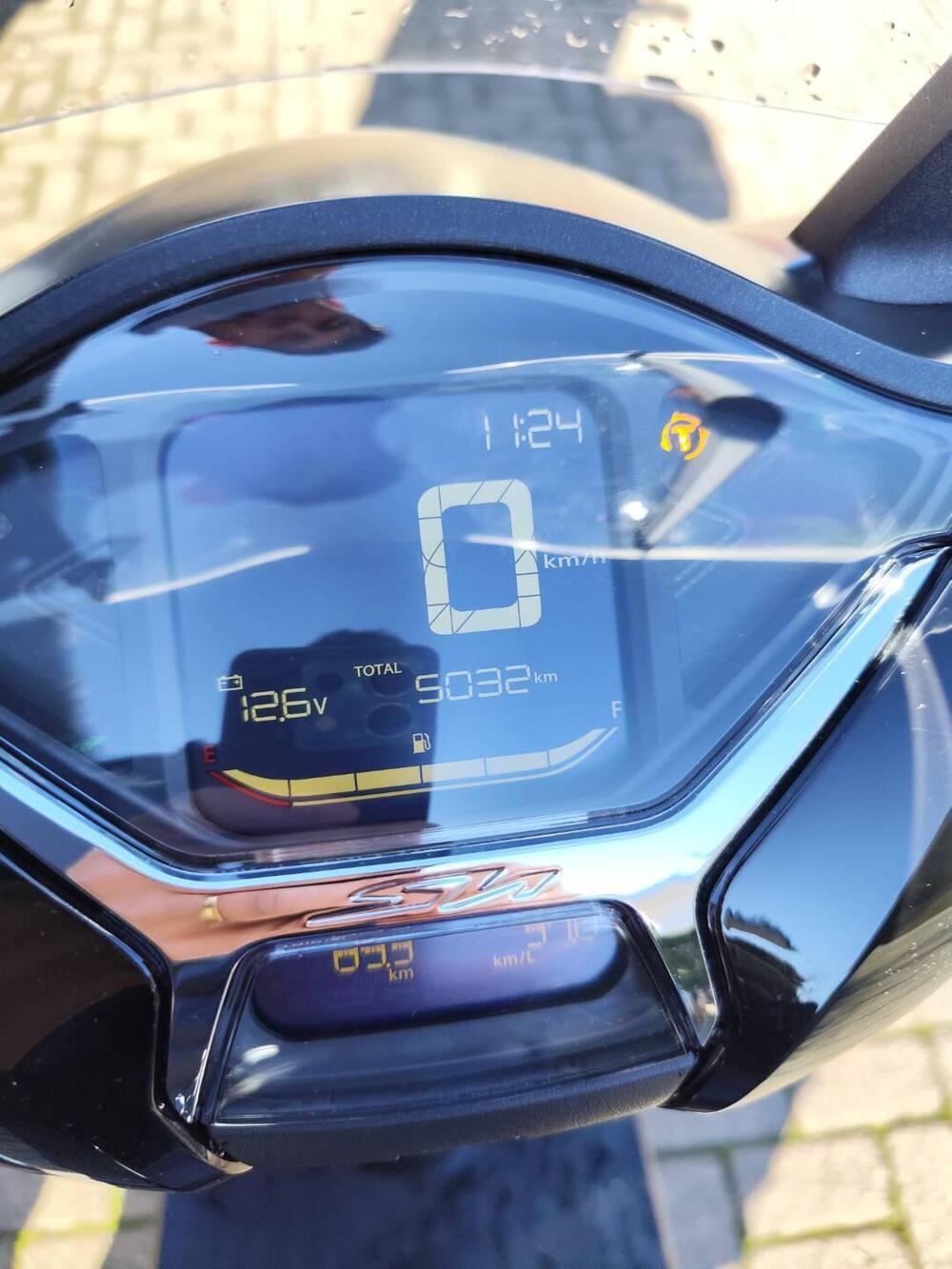 Honda SH 150i Sport (2024 - 25) (6)