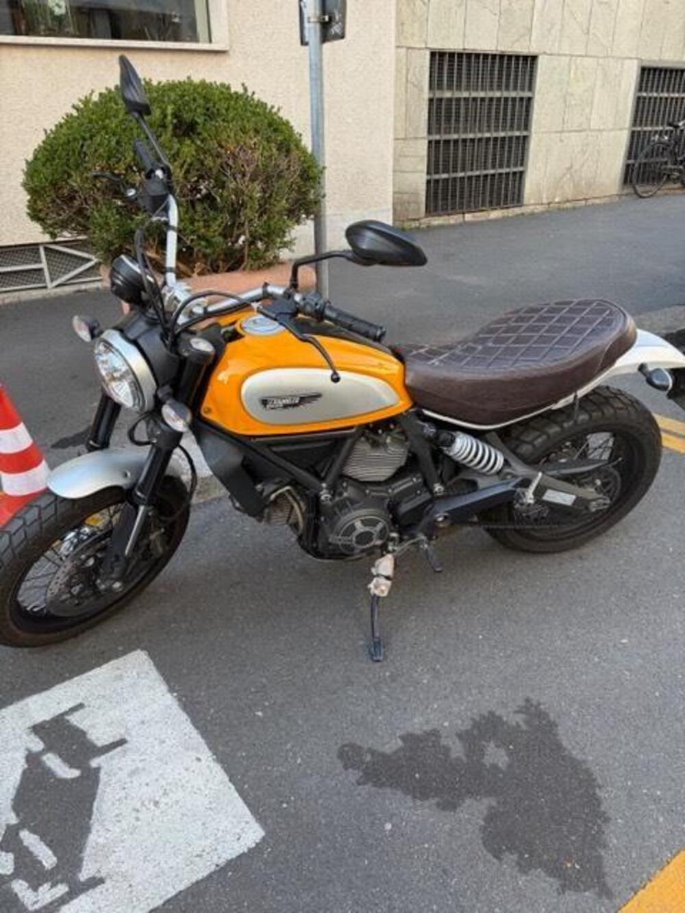 Ducati Scrambler 800 Classic (2015 - 16) (2)