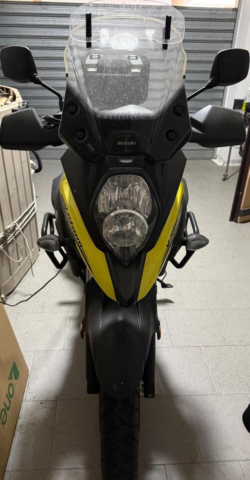 Suzuki V-Strom 650 (2021 - 25) (2)