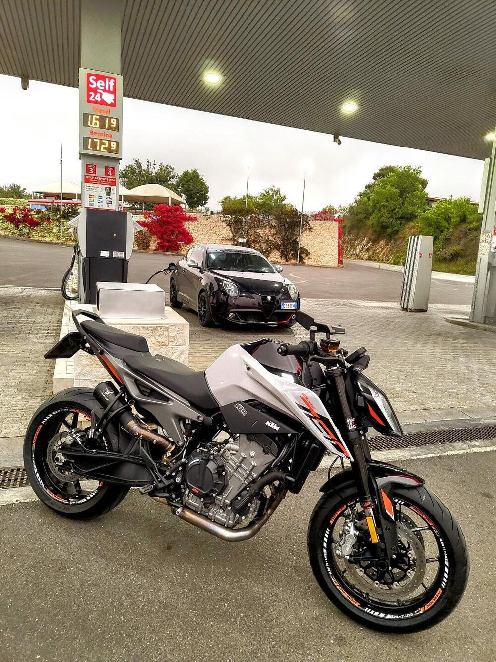 KTM 790 Duke L (2023 - 24) (2)