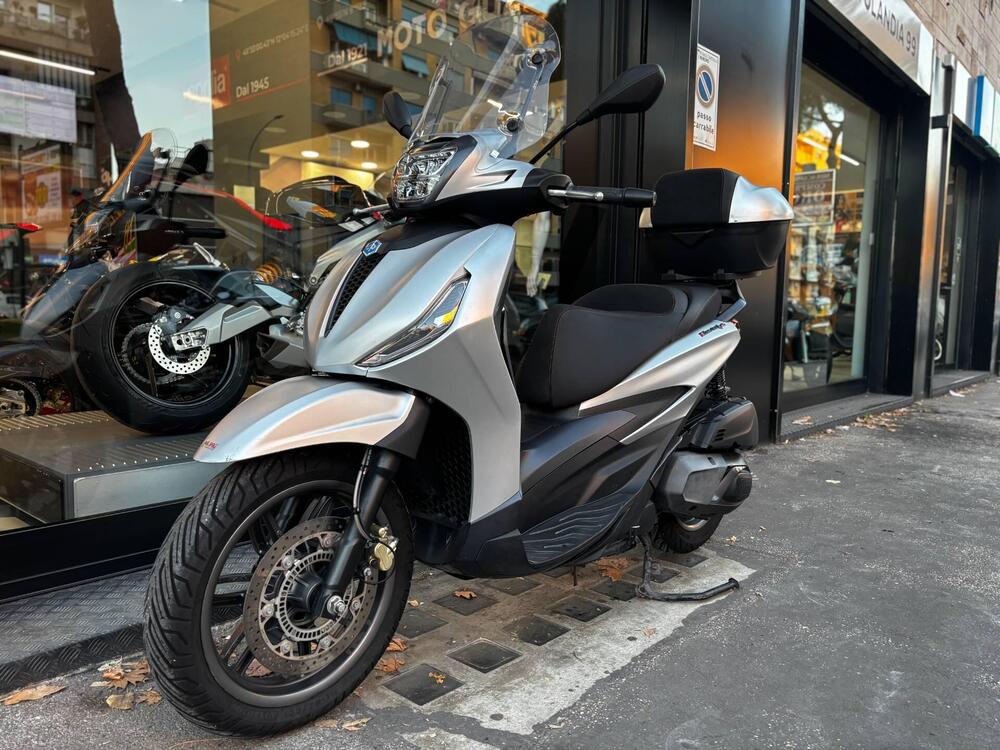 Piaggio Beverly 300 S ABS-ASR (2021 - 25) (5)