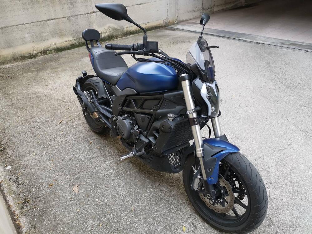 Benelli 502 C (2021 - 25) (3)