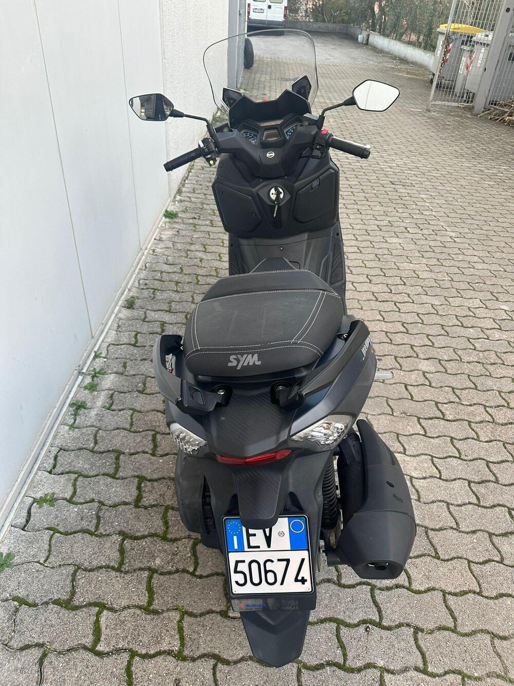 Sym Joymax 300 Z+ (2021 - 24) (9)