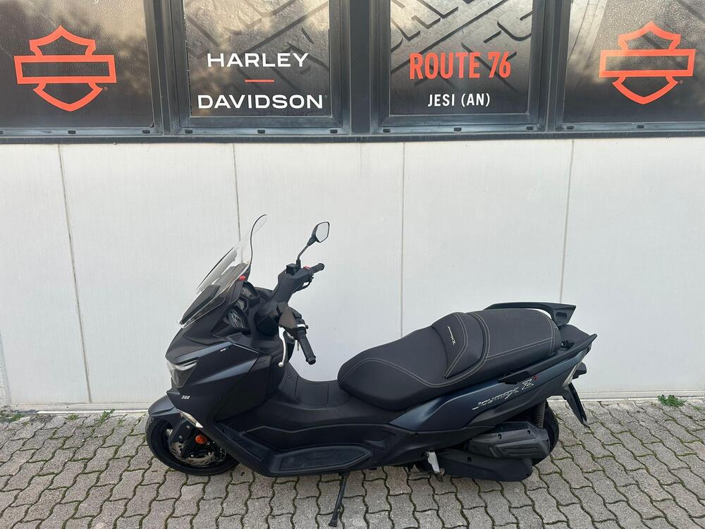 Sym Joymax 300 Z+ (2021 - 24) (4)