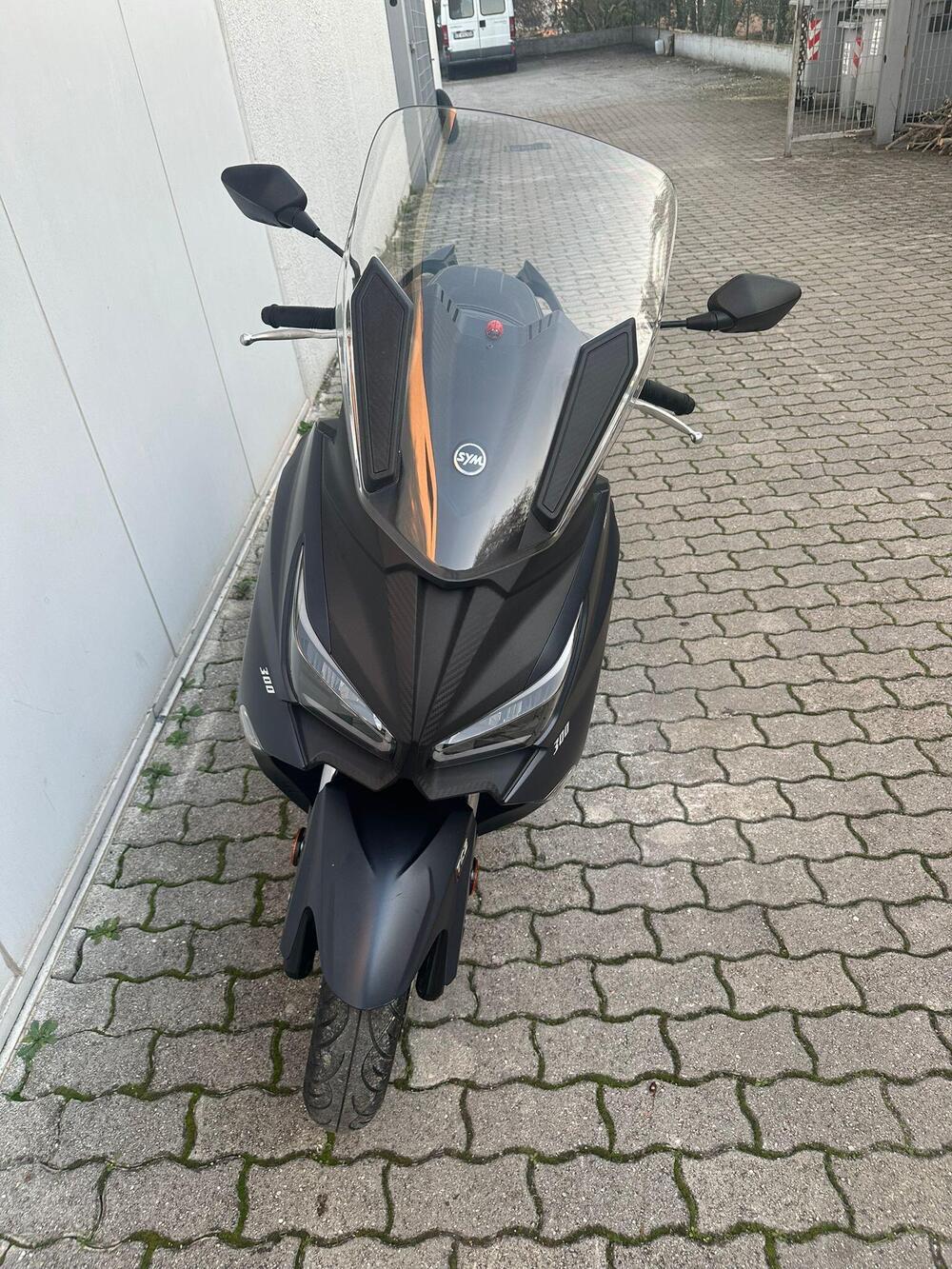 Sym Joymax 300 Z+ (2021 - 24) (5)