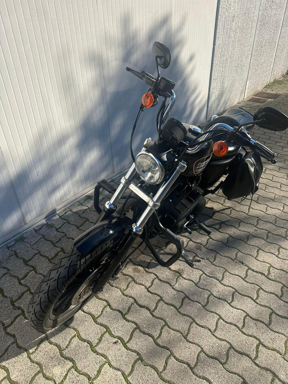 Harley-Davidson 883 R (2006 - 07) - XL 883R (7)