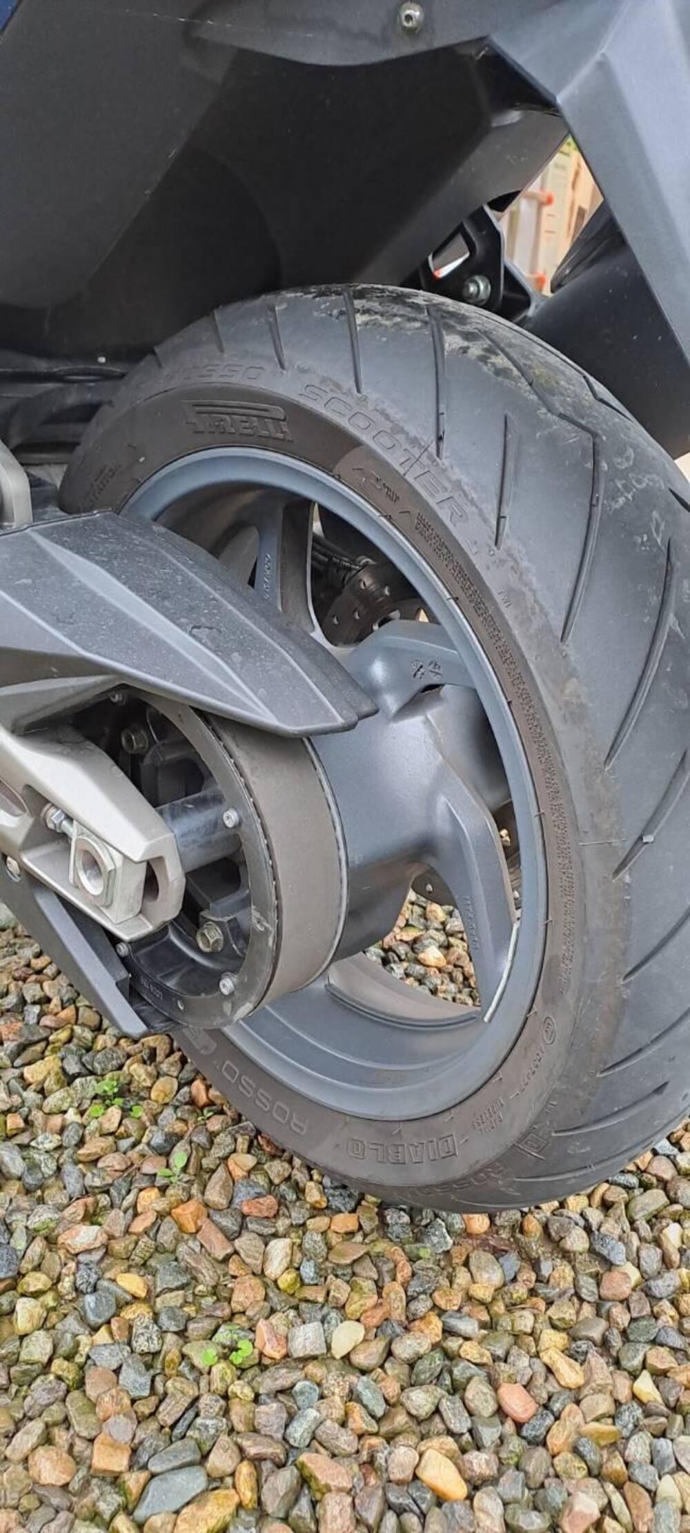 Kymco AK 550 (2020) (2)