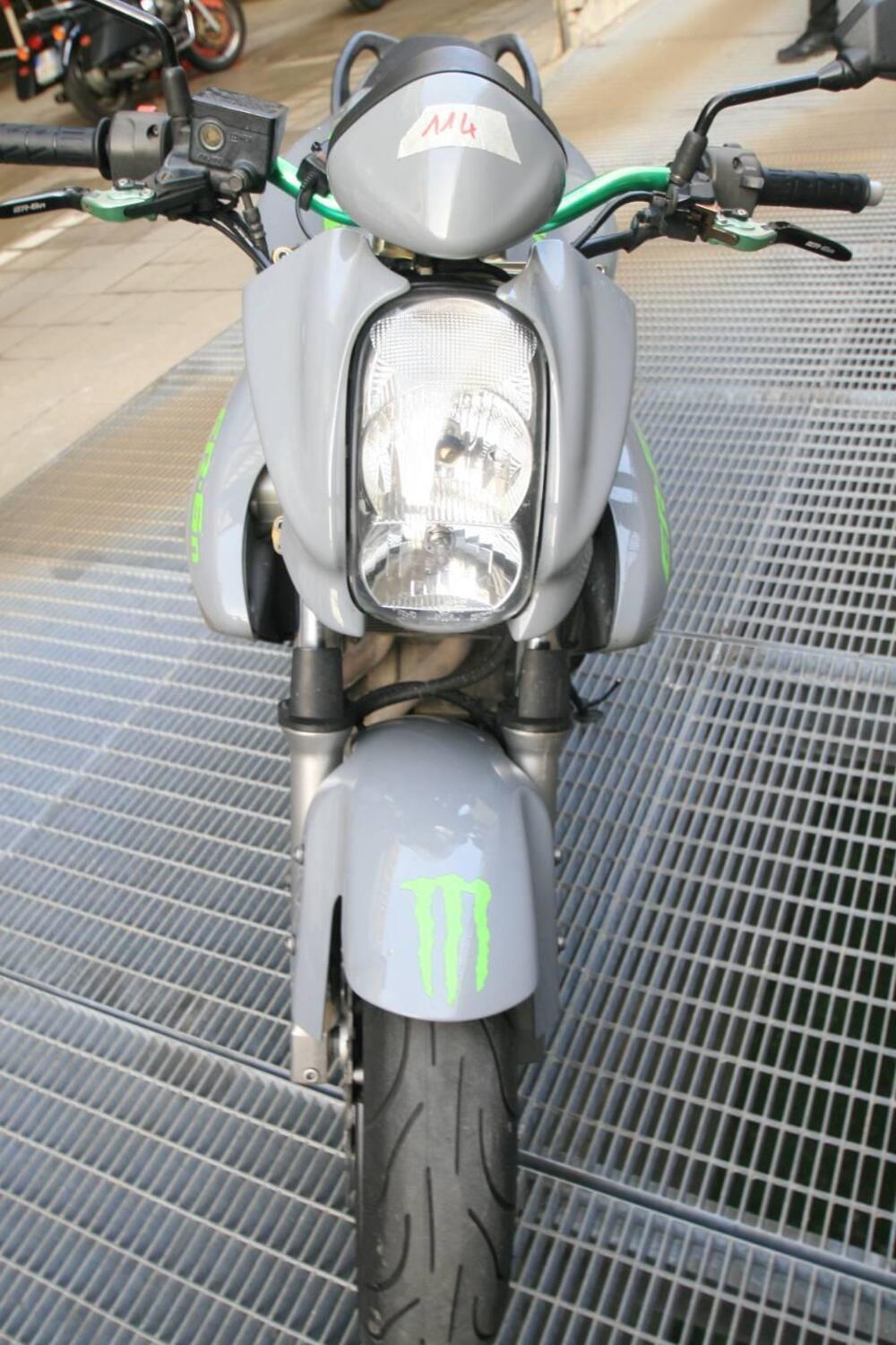Kawasaki ER-6N (2005 - 08) (2)