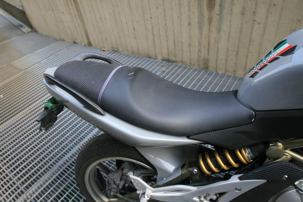 Kawasaki ER-6N (2005 - 08) (5)