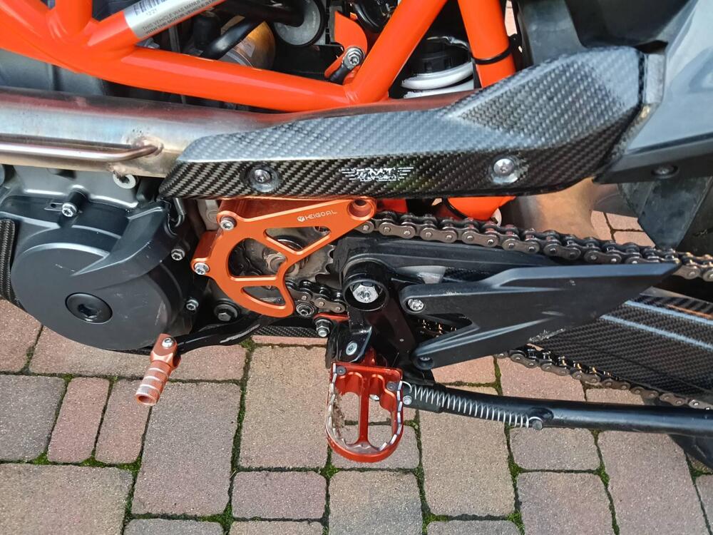 KTM 690 SMC R (2021 - 22)