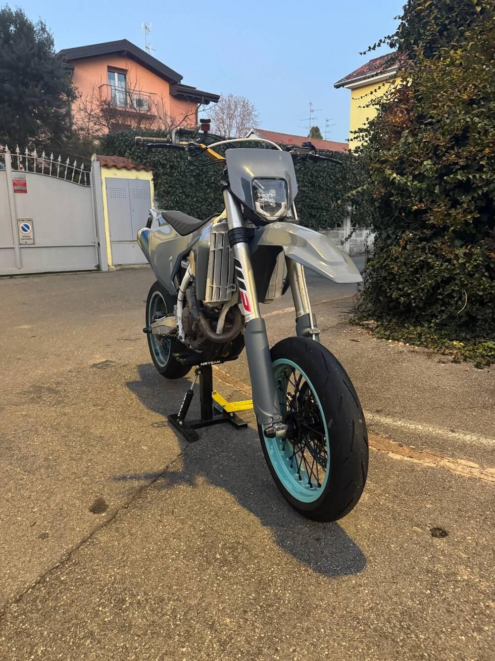 Husqvarna FE 350 (2017) (2)