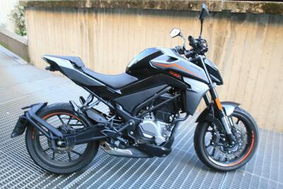 CFMOTO 300NK (2021 - 25) usata