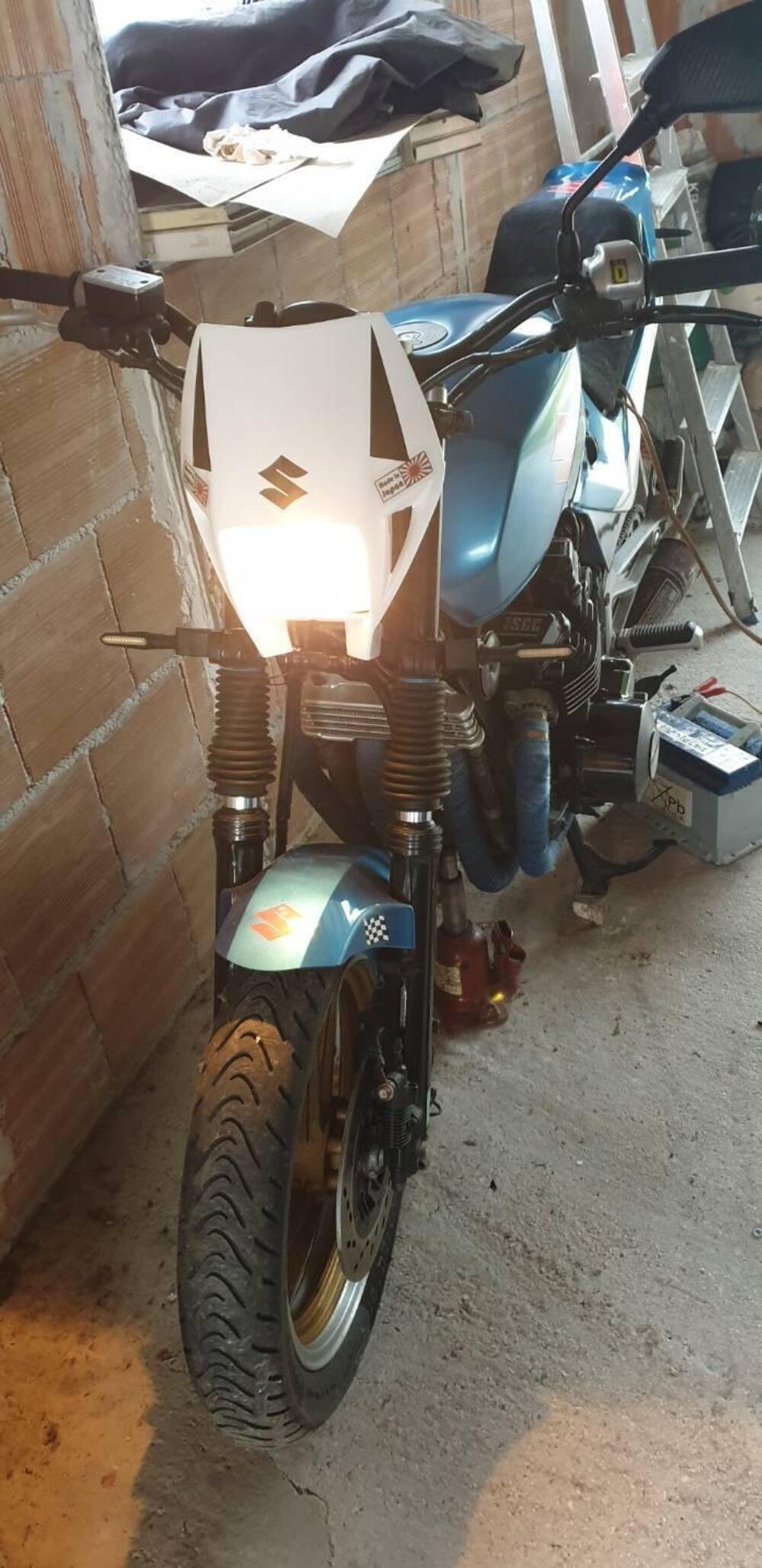 Suzuki GSX 550 EF (1985 - 88) (3)