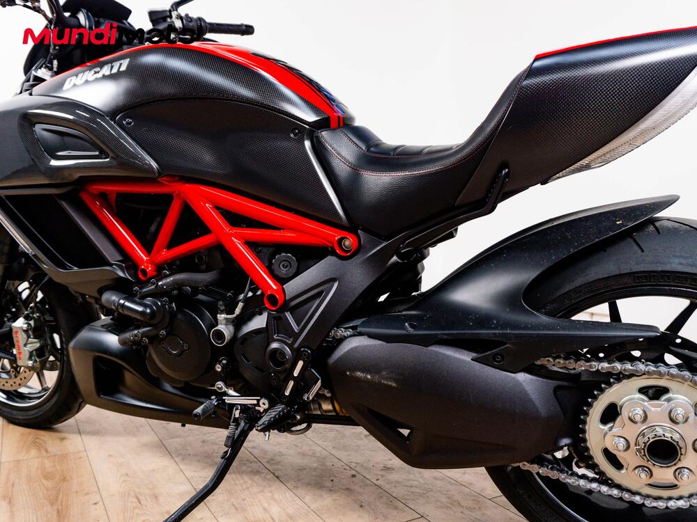 Ducati Diavel 1200 Carbon (2014 - 16) (10)