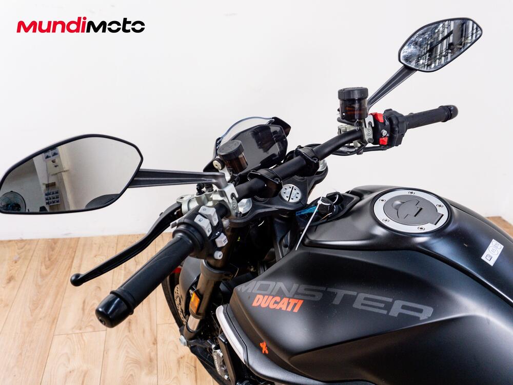 Ducati Monster 937 (2021 - 25) (11)