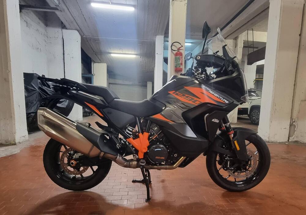 KTM 1290 Super Adventure S (2021) (2)