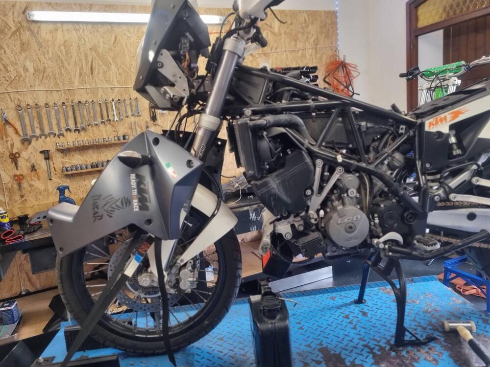 KTM 990 Adventure (2006 - 08) (6)