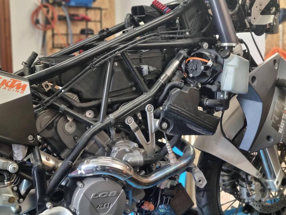 KTM 990 Adventure (2006 - 08) (9)