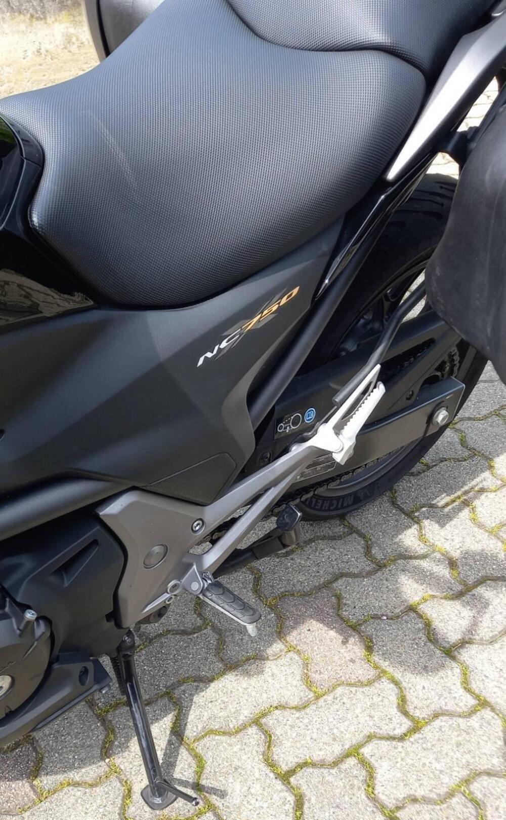 Honda NC 750 X DCT ABS (2014 - 15) (4)