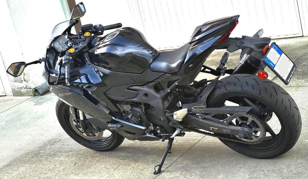 Kawasaki Ninja ZX-4R (2024 - 26) (4)
