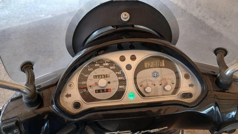 Piaggio Beverly Tourer 400 (2008 - 11) (5)