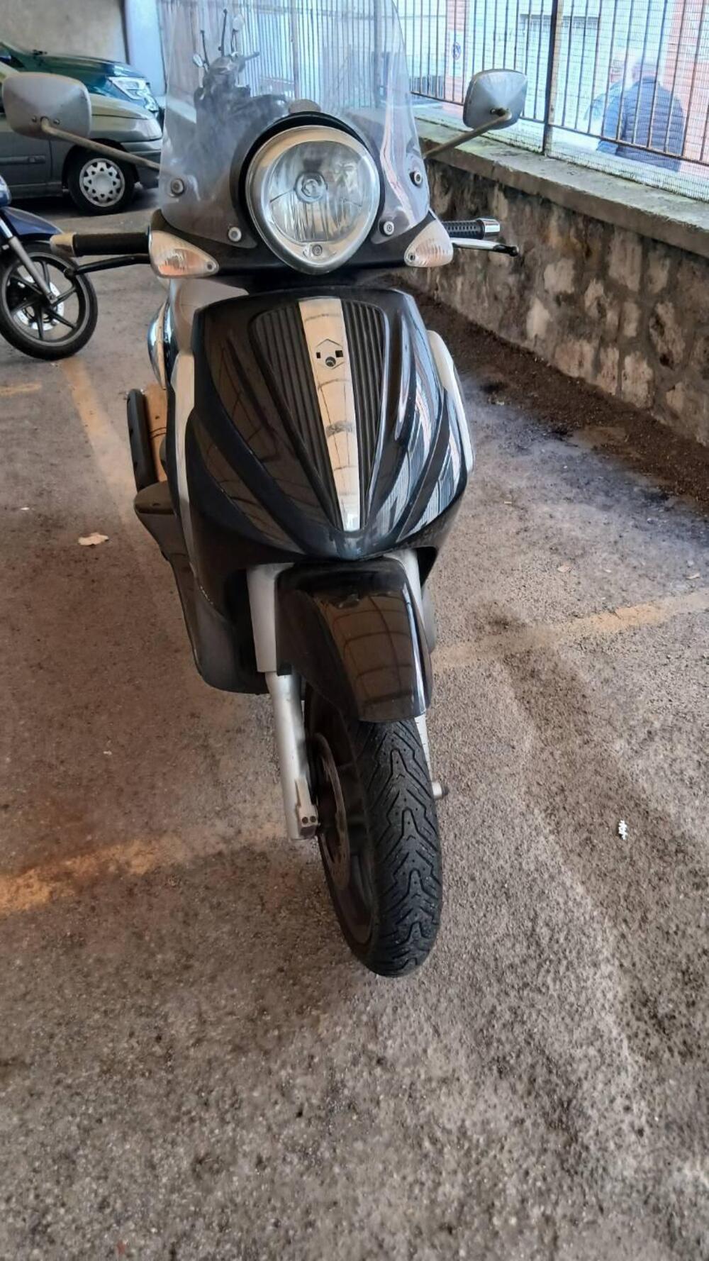 Piaggio Beverly Tourer 400 (2008 - 11) (12)