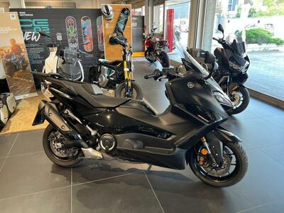 Yamaha T-Max 560 Tech Max (2022 - 24) usata