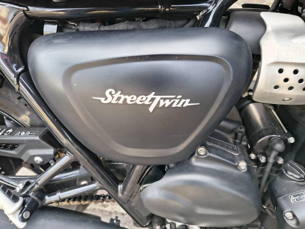 Triumph Street Twin 900 (2017 - 18) (4)