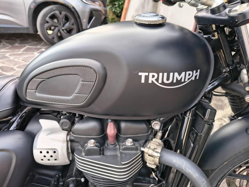 Triumph Street Twin 900 (2017 - 18) (5)