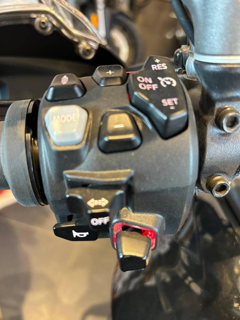 Ducati Multistrada V4 S (2025) (13)