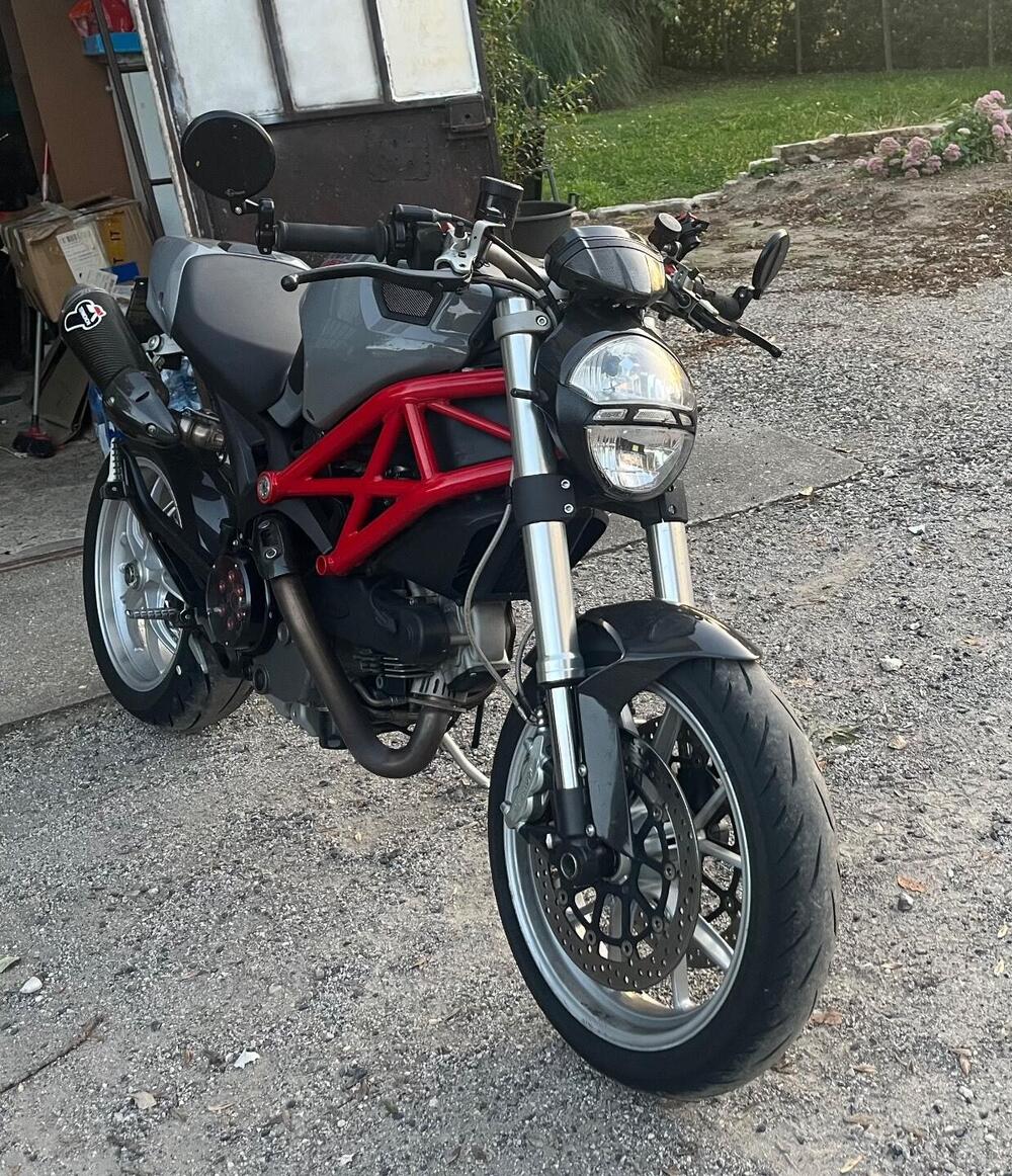 Ducati Monster 1100 (2009 -10) (3)