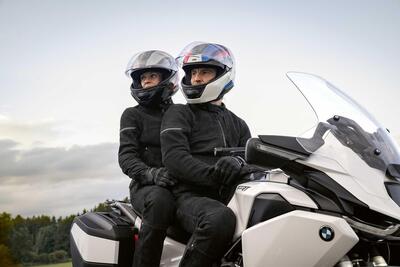 Natale 2025, idee regalo per motociclisti, 16 dicembre: BMW Motorrad
