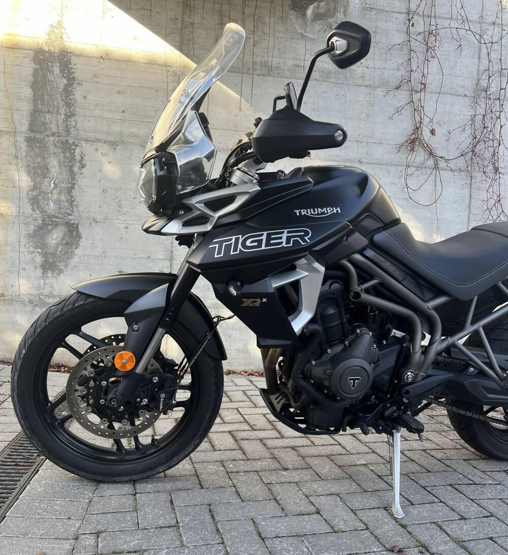 Triumph Tiger 800 XRx (2018 - 20) (2)