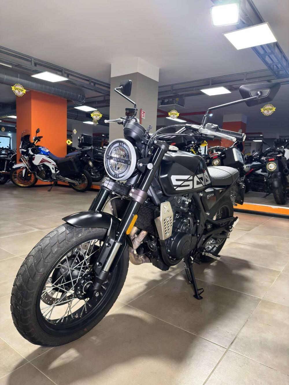 Brixton Motorcycles Crossfire 500 X (2021 - 25) (3)