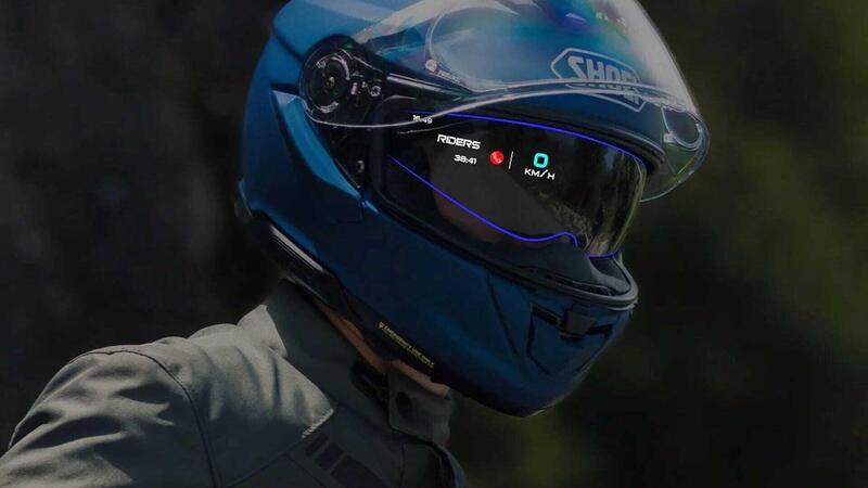 Il futuro in testa: caschi moto intelligenti e hi-tech
