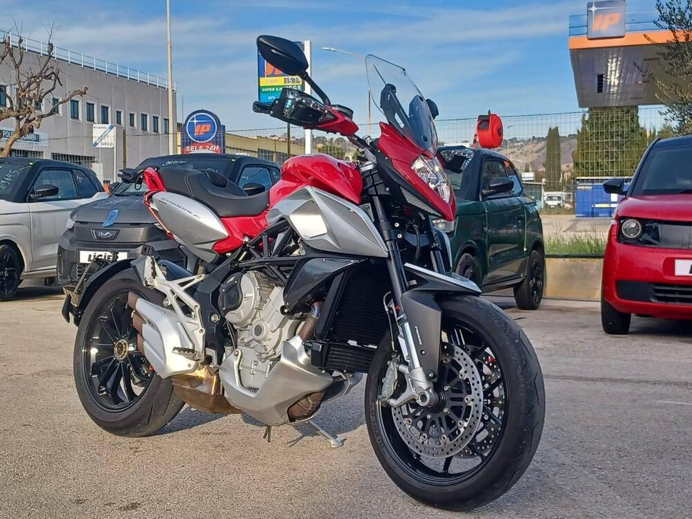 MV Agusta Stradale 800 EAS ABS (2015 - 17) (4)