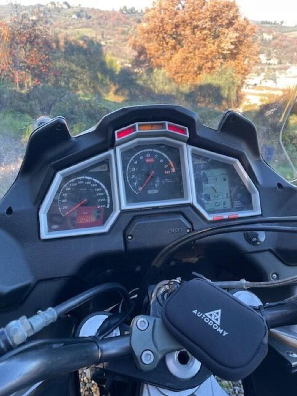 Aprilia Caponord ETV 1000 (2001 - 04) (3)