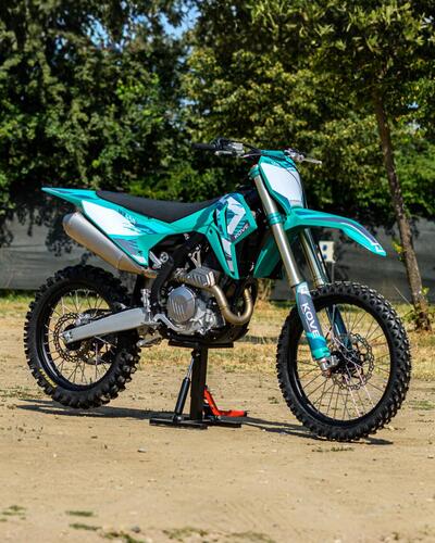 Le nuove Kove 250 e 450 da cross sono arrivate nei concessionari. Ecco i prezzi!