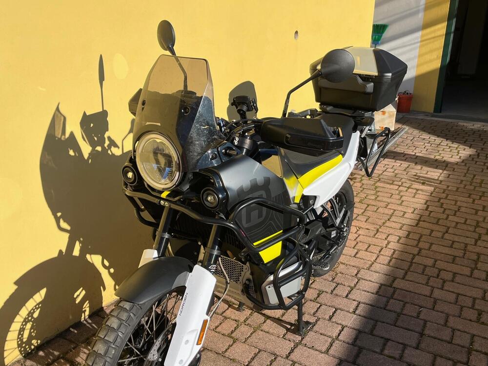 Husqvarna Norden 901 (2022 - 25) (2)