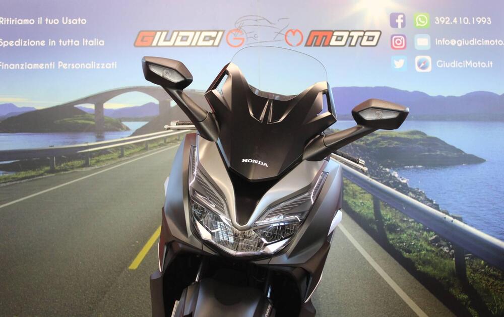 Honda Forza 350 (2022 - 24) (9)